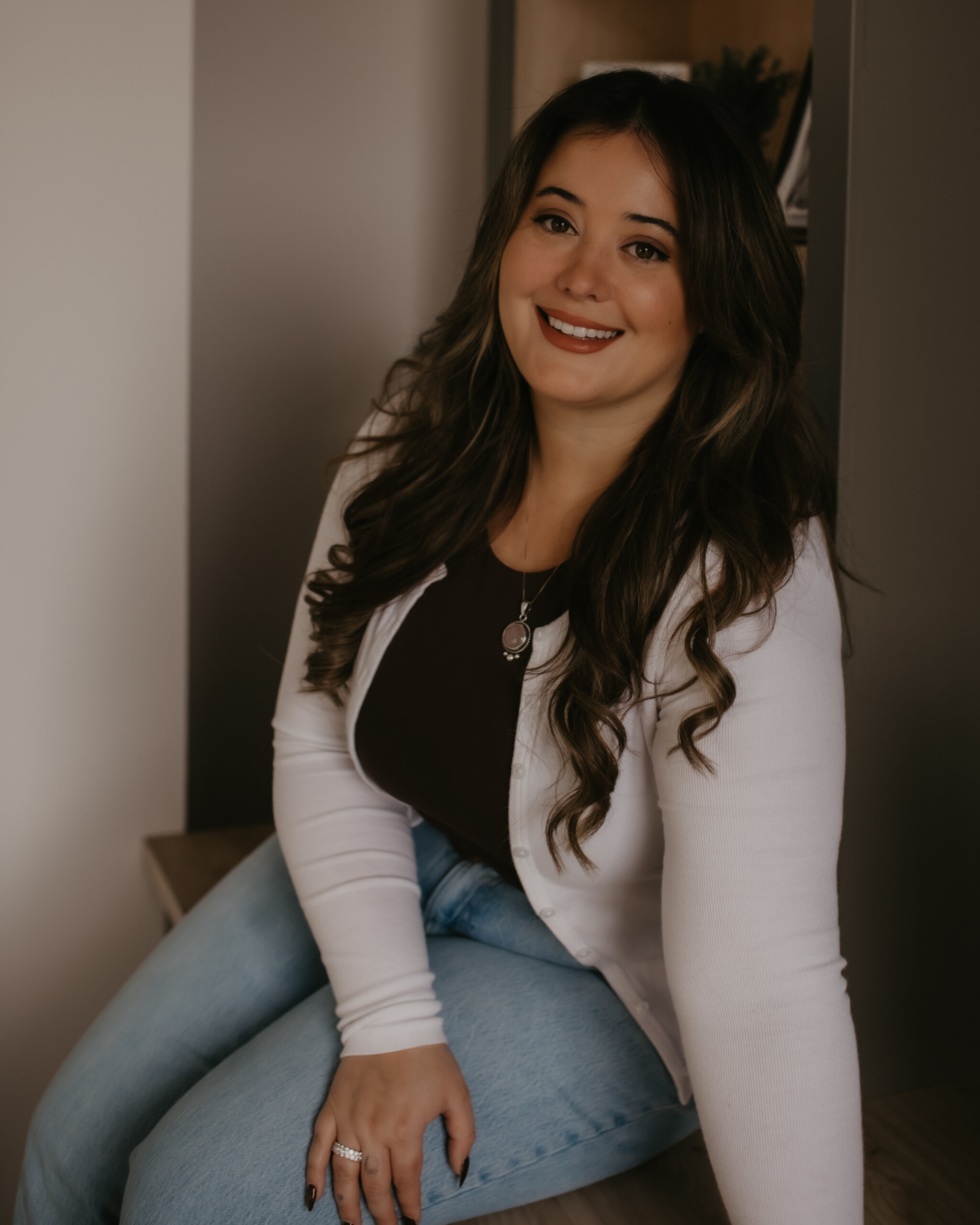 Morgan Weatherup, MSW, RSW Social Worker, Individual and Family Therapist Founder & Clinical Director of Healing Recovery Centre